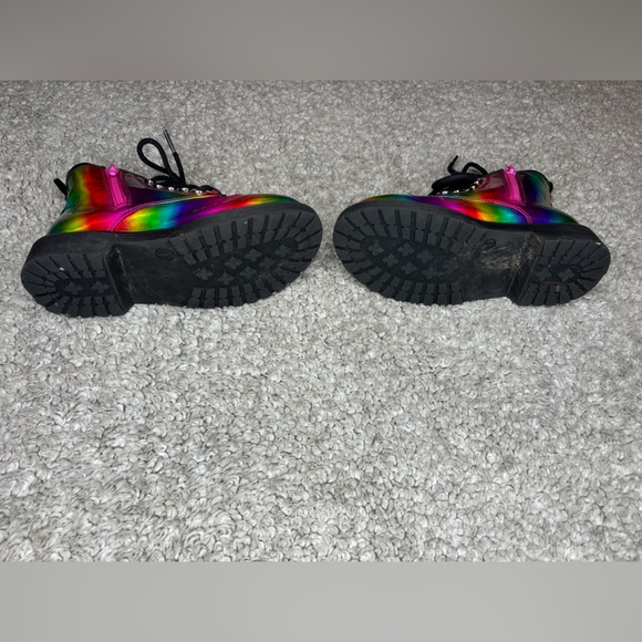 Steve Madden Rainbow Kids Boots - Picture 5 of 5